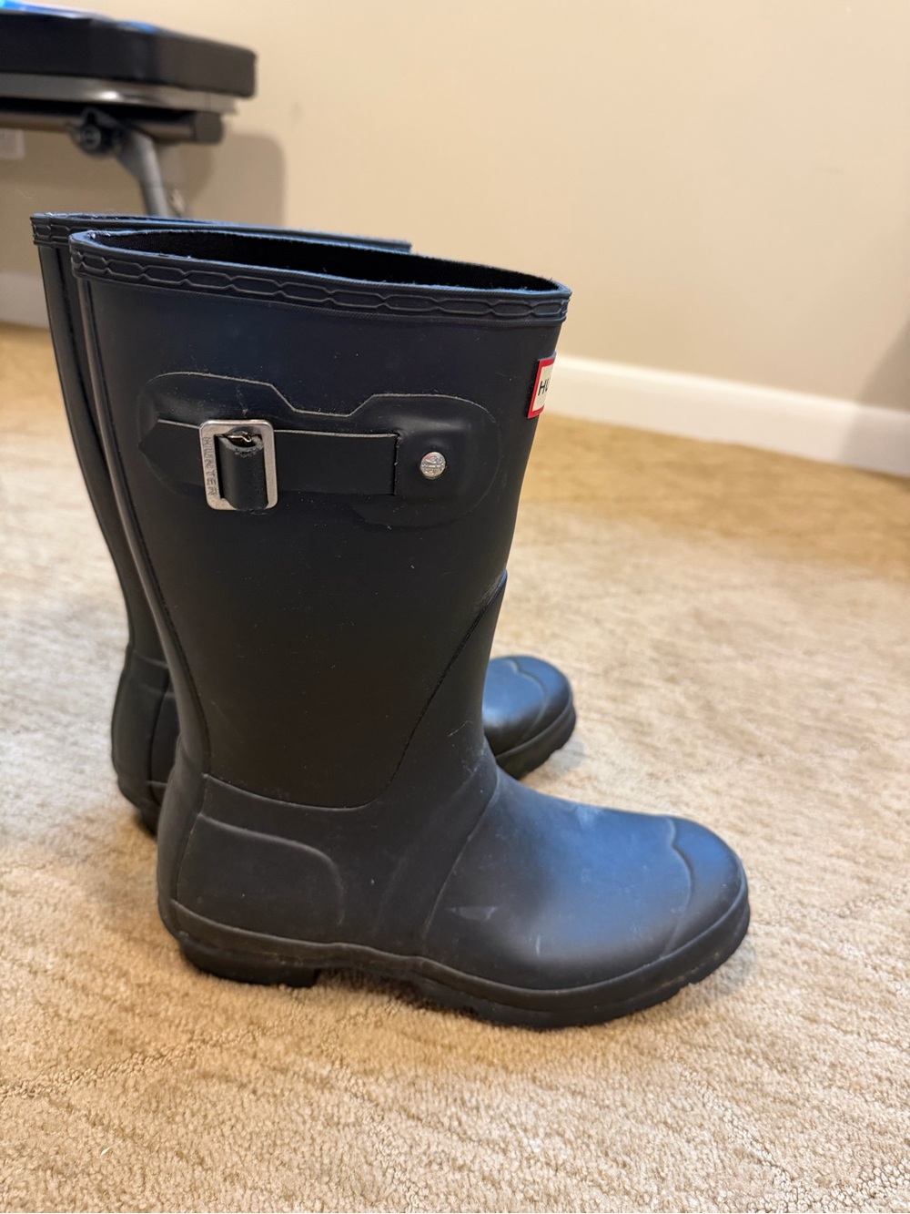 Hunter Black Classic Tall Rain Boots - Picture 2 of 4